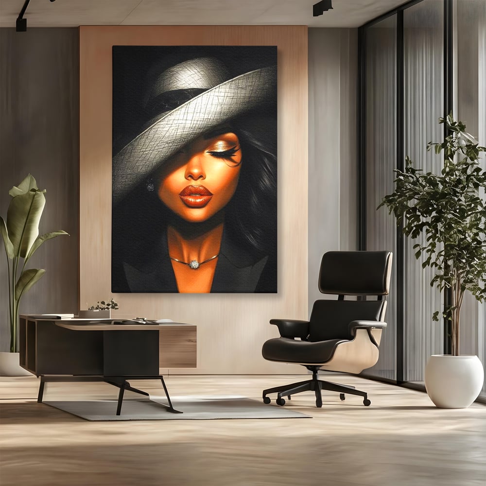 Tablou canvas cu tablou canvas cu femeie si palarie, fara rama, pe sasiu de lemn, pe perete intr-un birou