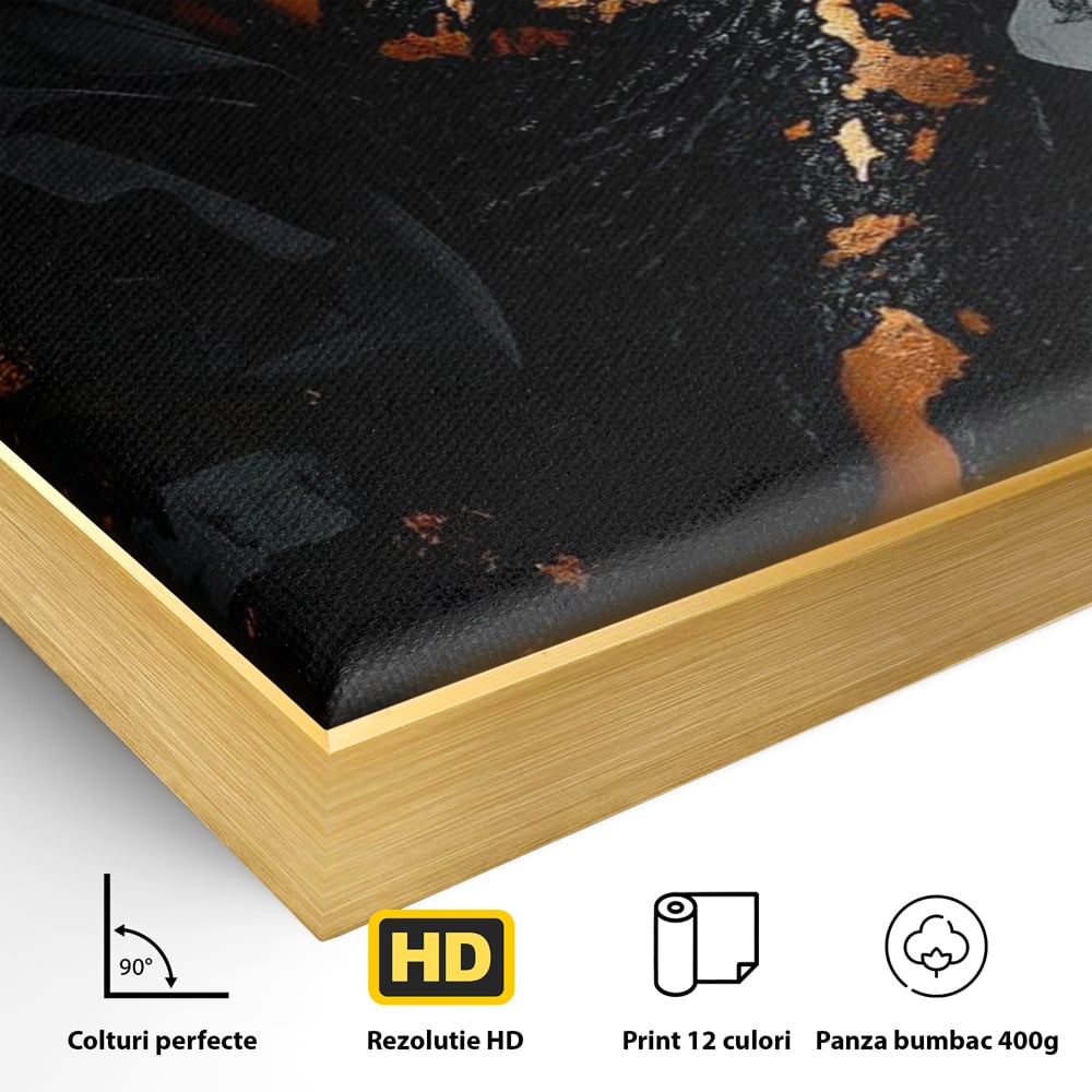 Detaliu al suprafetei: tablou canvas cu portret de femeie, in rama de aluminiu auriu