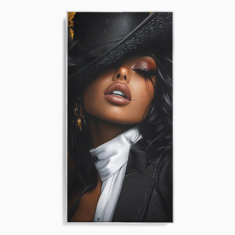 Tablou canvas cu tablou canvas cu femeie in joben si frac, in rama de aluminiu argintiu