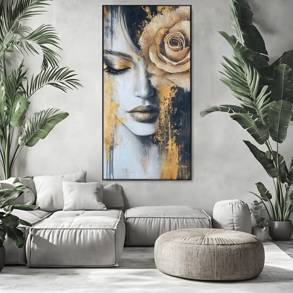 Tablou canvas cu tablou canvas portret feminin cu trandafir auriu, in rama de aluminiu negru, pe perete intr-un living