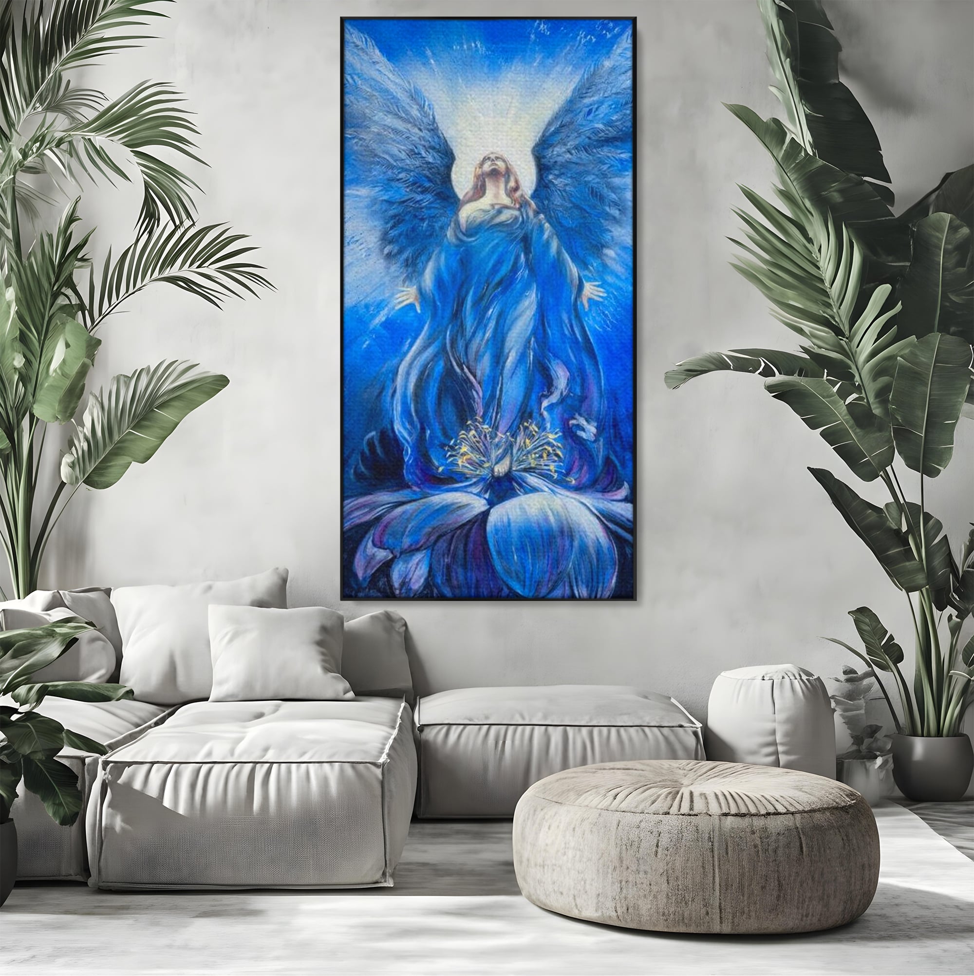 Tablou canvas cu tablou canvas cu inger albastru, in rama de aluminiu negru, pe perete intr-un living