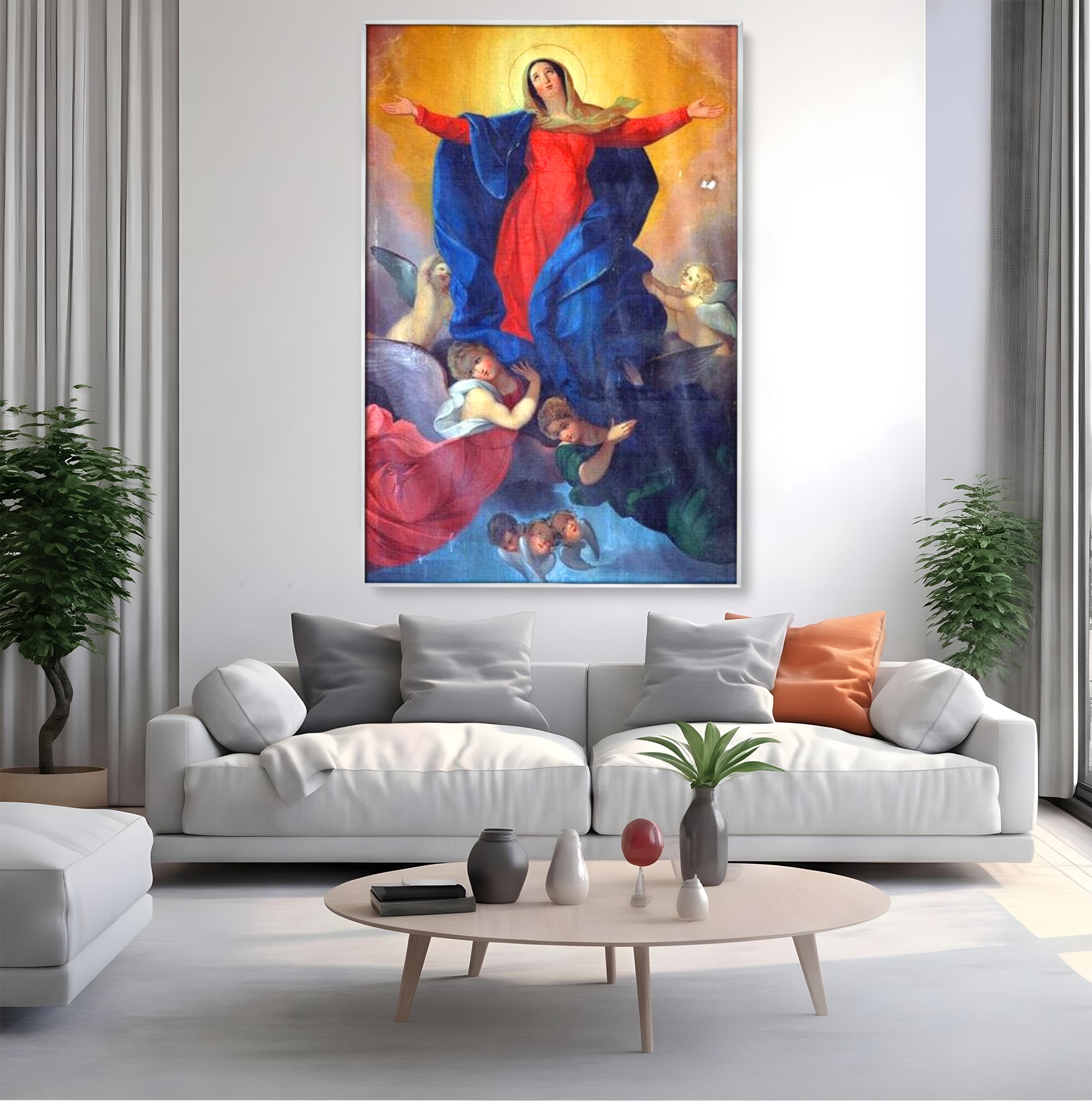 Tablou canvas cu tablou canvas cu fecioara si ingeri, in rama de aluminiu argintiu, pe perete intr-un living
