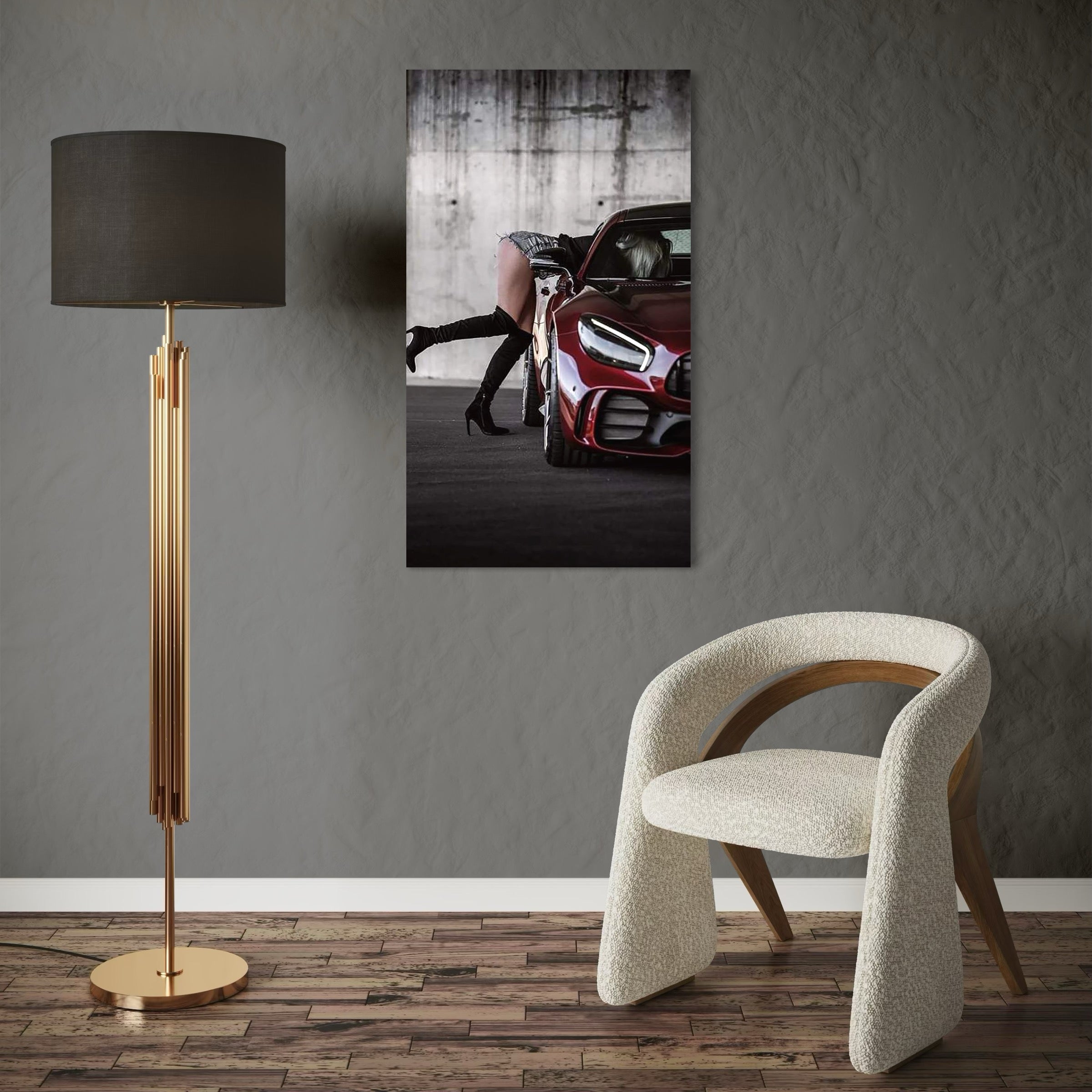 tablou canvas cu o femeie cu cizme cu toc, surprinsa intr-o masina rosie intr-o ipostaza sexy, pe fundal in stil urban