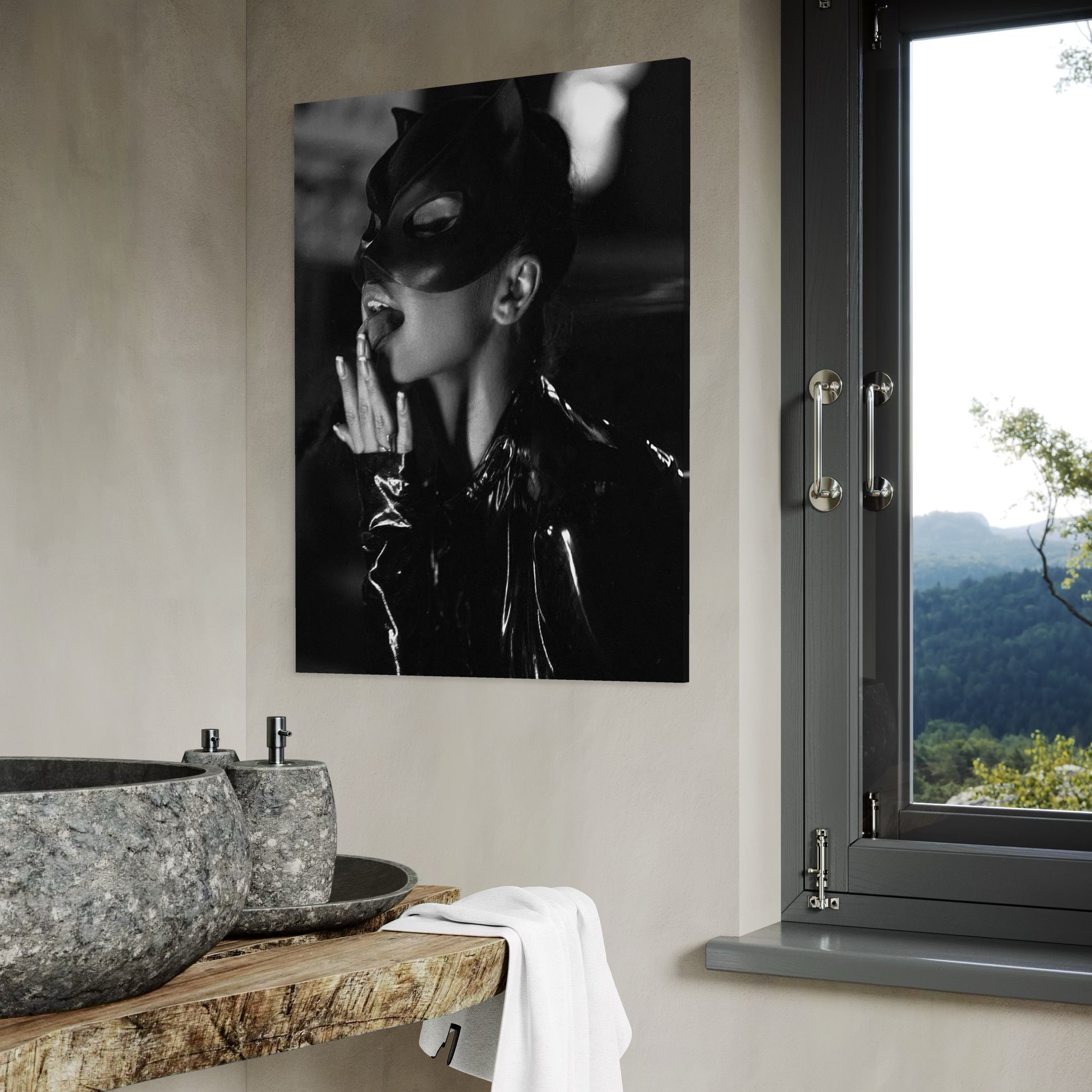 Tablou Canvas Premium, LuxCanva® P1058, Sub Semnul Felinei, Masca, Excentric, Identitate, Negru, Nocturn, Joc, Ritual, Felina, Costumatie, Senzuala, Provocatoare, Living, Dormitor