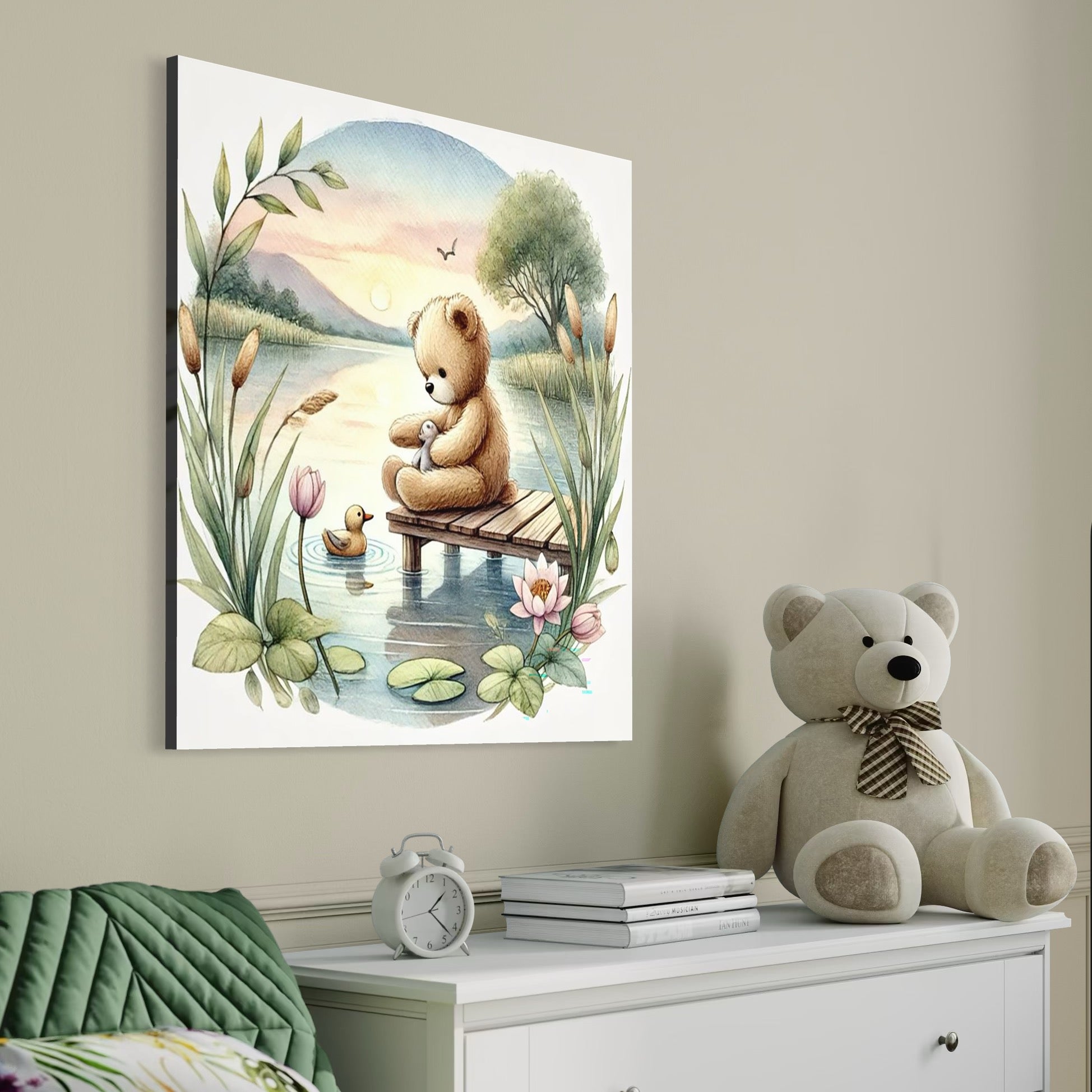 Tablou Canvas Premium, LuxCanva® K1052, Ursuletul si Ratusca, Mal, Ponton, Nuferi, Apus, Bland, Rasarit, Lac, Fermecat, Visare, Poetic, Prietenie, Legatura, Camera Copil, Dormitor