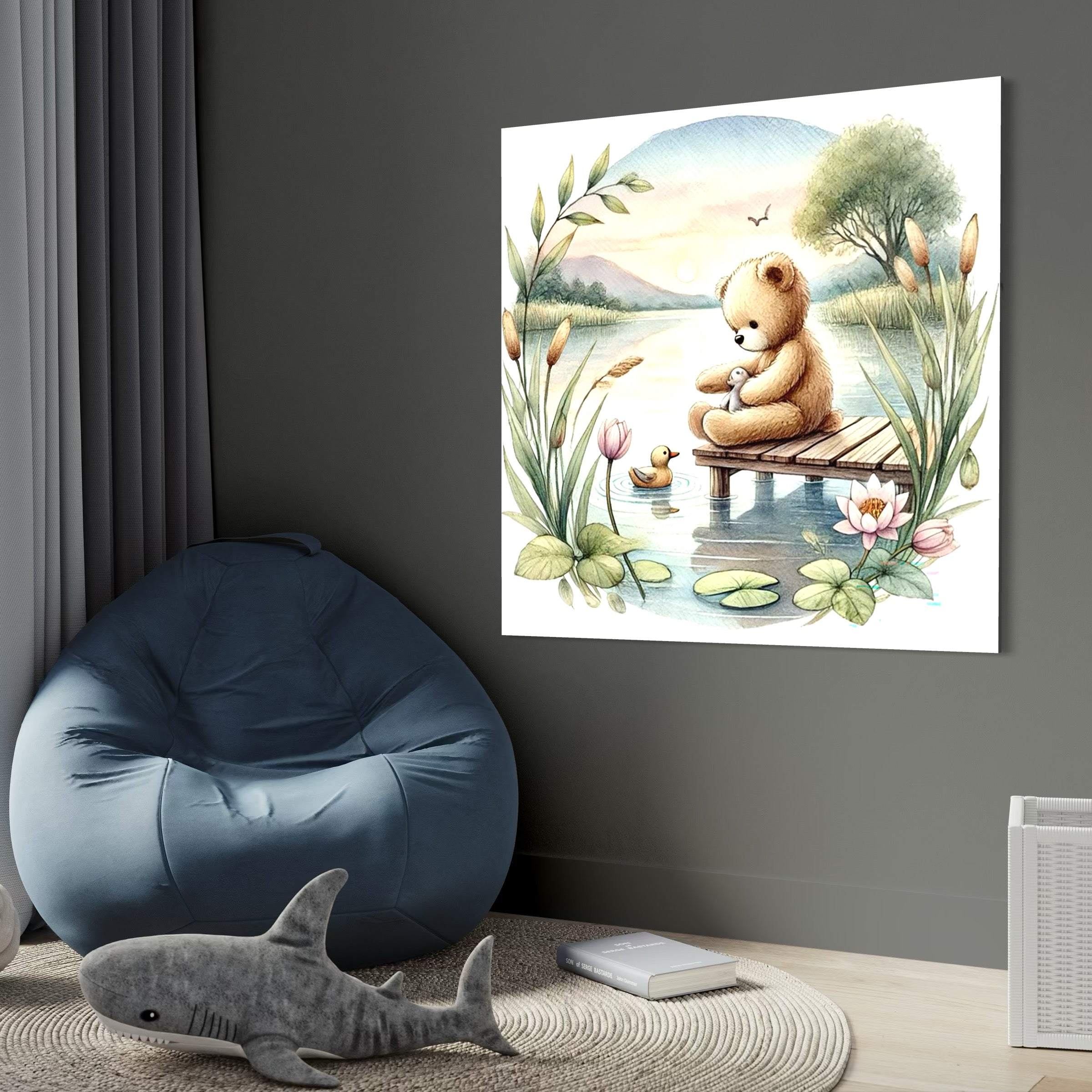 Tablou Canvas Premium, LuxCanva® K1052, Ursuletul si Ratusca, Mal, Ponton, Nuferi, Apus, Bland, Rasarit, Lac, Fermecat, Visare, Poetic, Prietenie, Legatura, Camera Copil, Dormitor