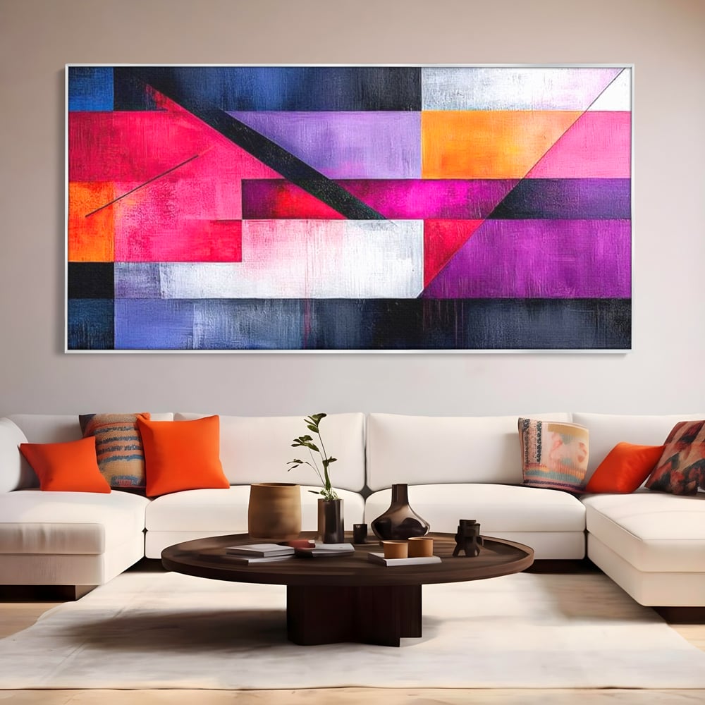 Tablou canvas cu tablou canvas cu compozitie geometrica abstracta, in rama de aluminiu argintiu, pe perete intr-un living