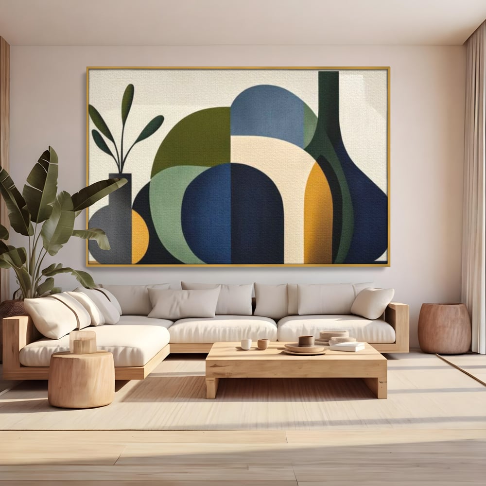 Tablou canvas cu tablou canvas cu forme geometrice si vaze, in rama de aluminiu auriu, pe perete intr-un living