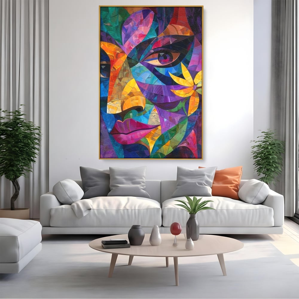 Tablou canvas cu tablou canvas cu chip de femeie in mozaic, in rama de aluminiu auriu, pe perete intr-un living