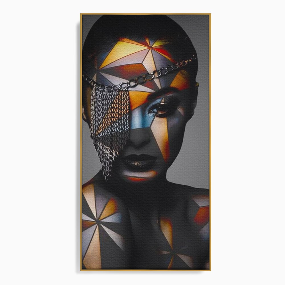 Tablou canvas cu tablou canvas cu portret feminin si lanturi, in rama de aluminiu auriu