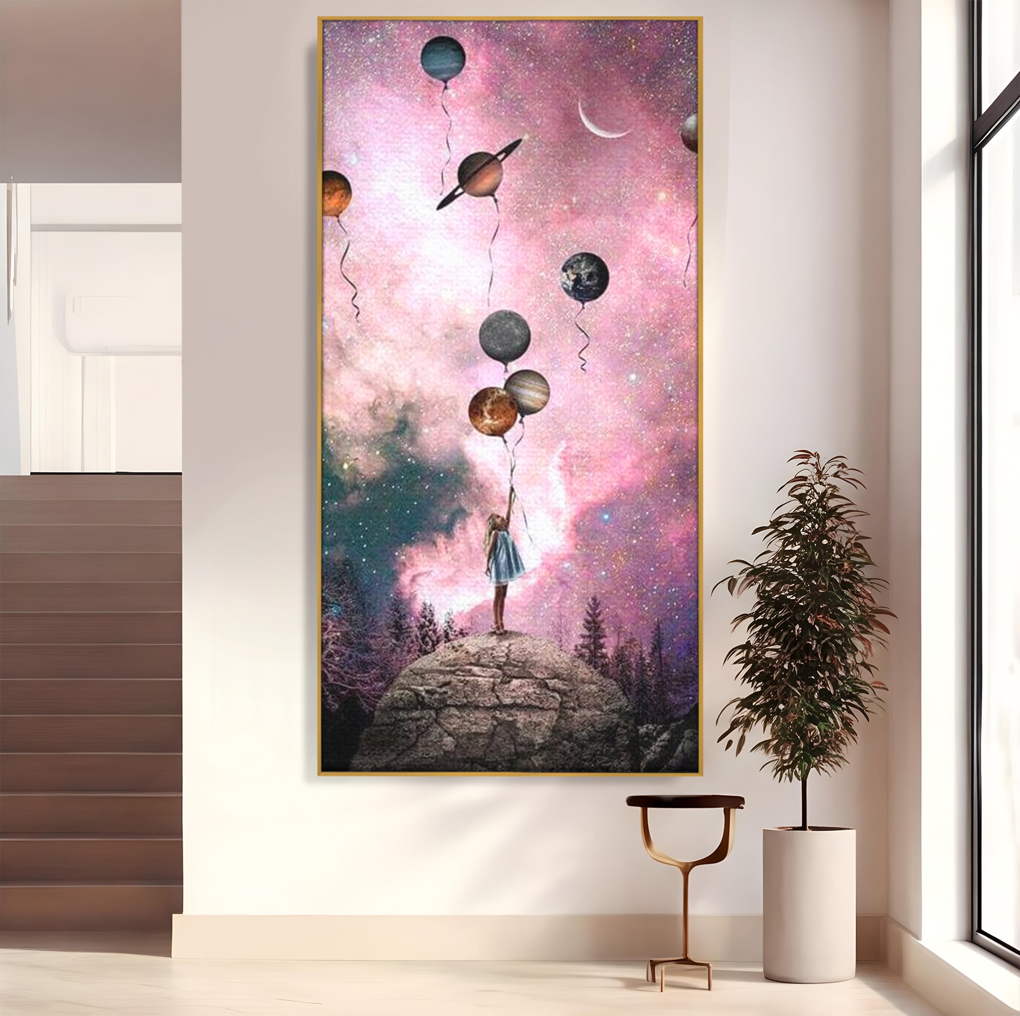 Tablou canvas cu ilustratie fetita tinand baloane planete, in rama de aluminiu auriu