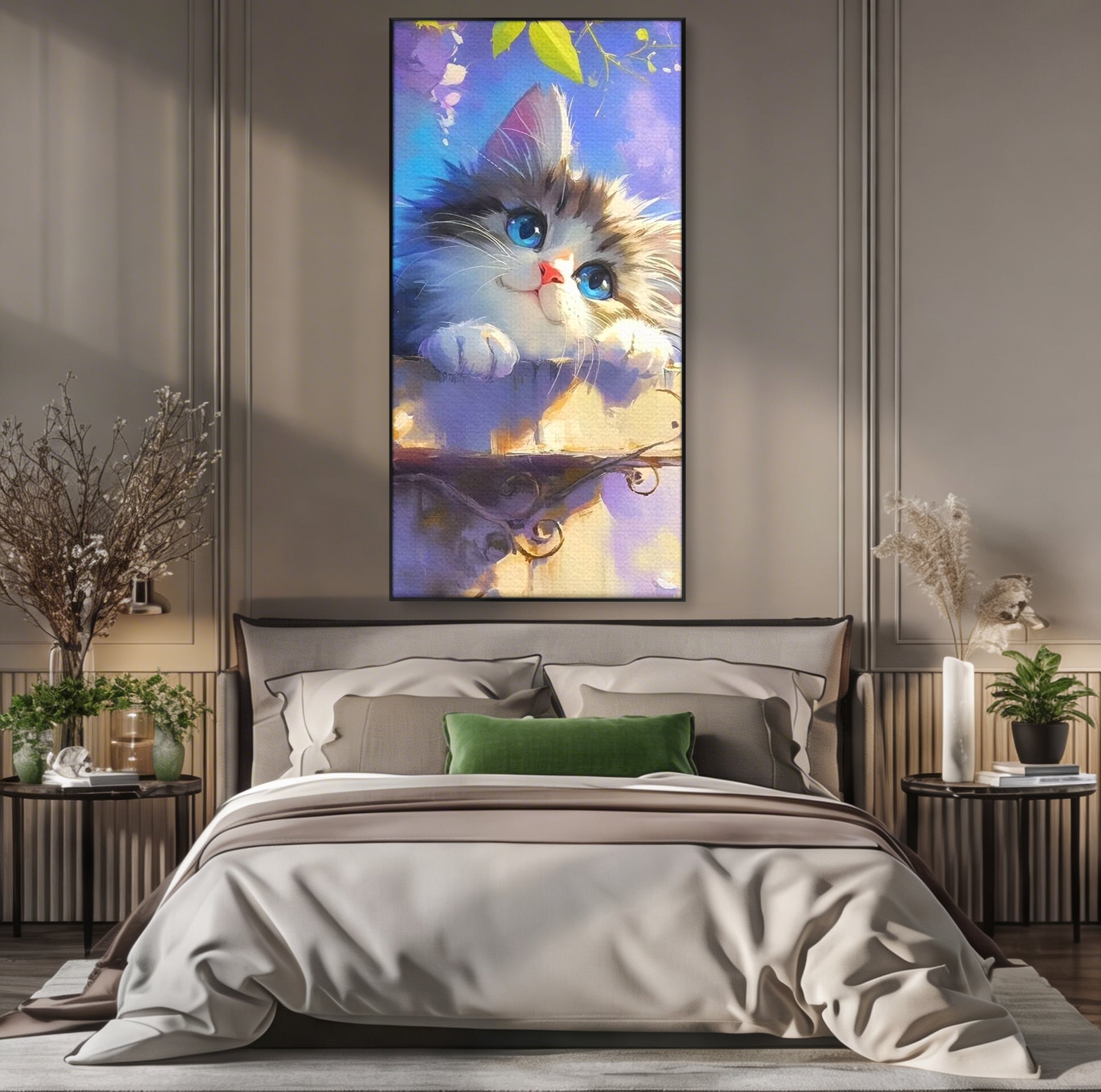 Tablou canvas cu tablou canvas cu pisica pufoasa, in rama de aluminiu negru, pe perete intr-un dormitor