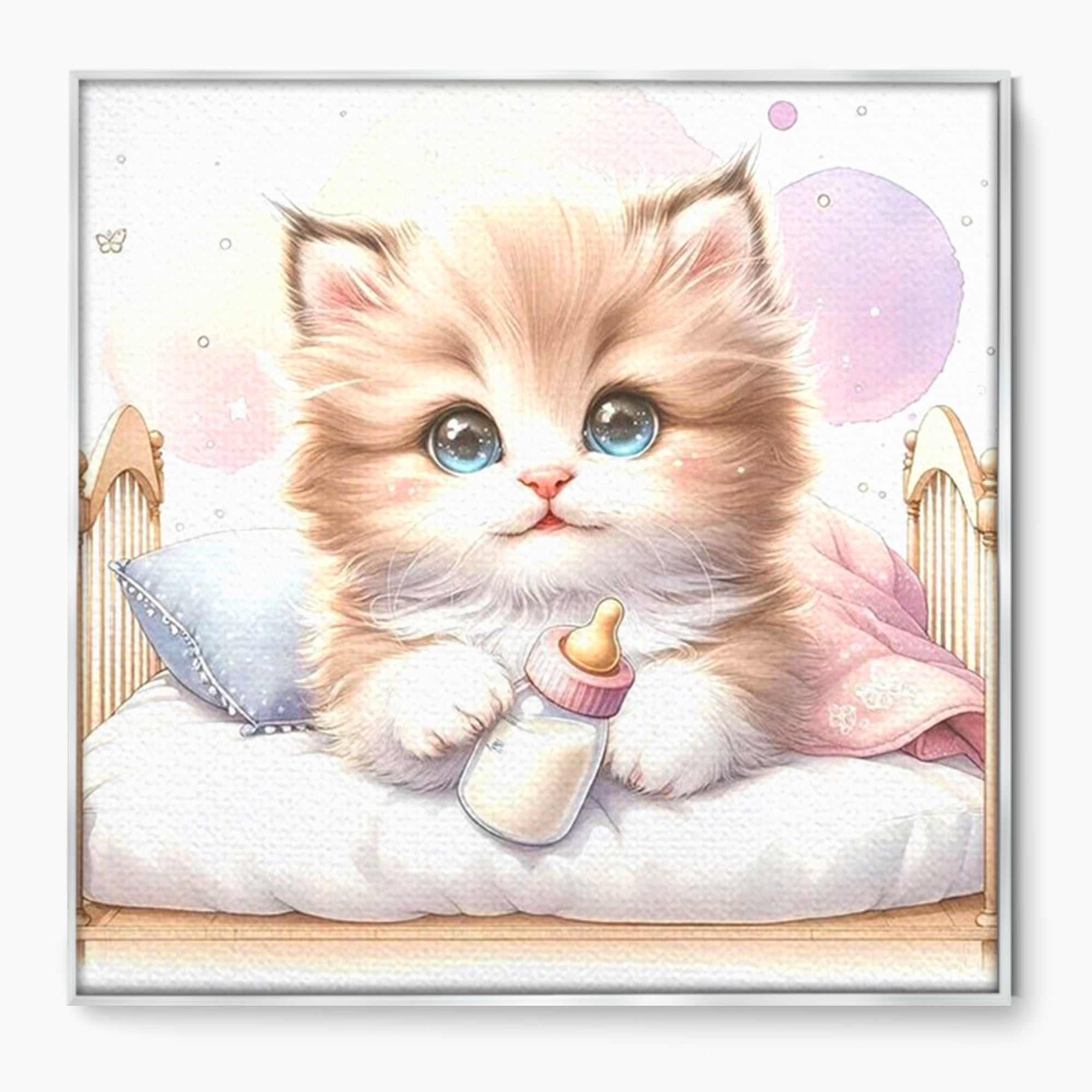 Tablou canvas cu ilustratie cu pisicuta pufoasa in patut, in rama de aluminiu argintiu