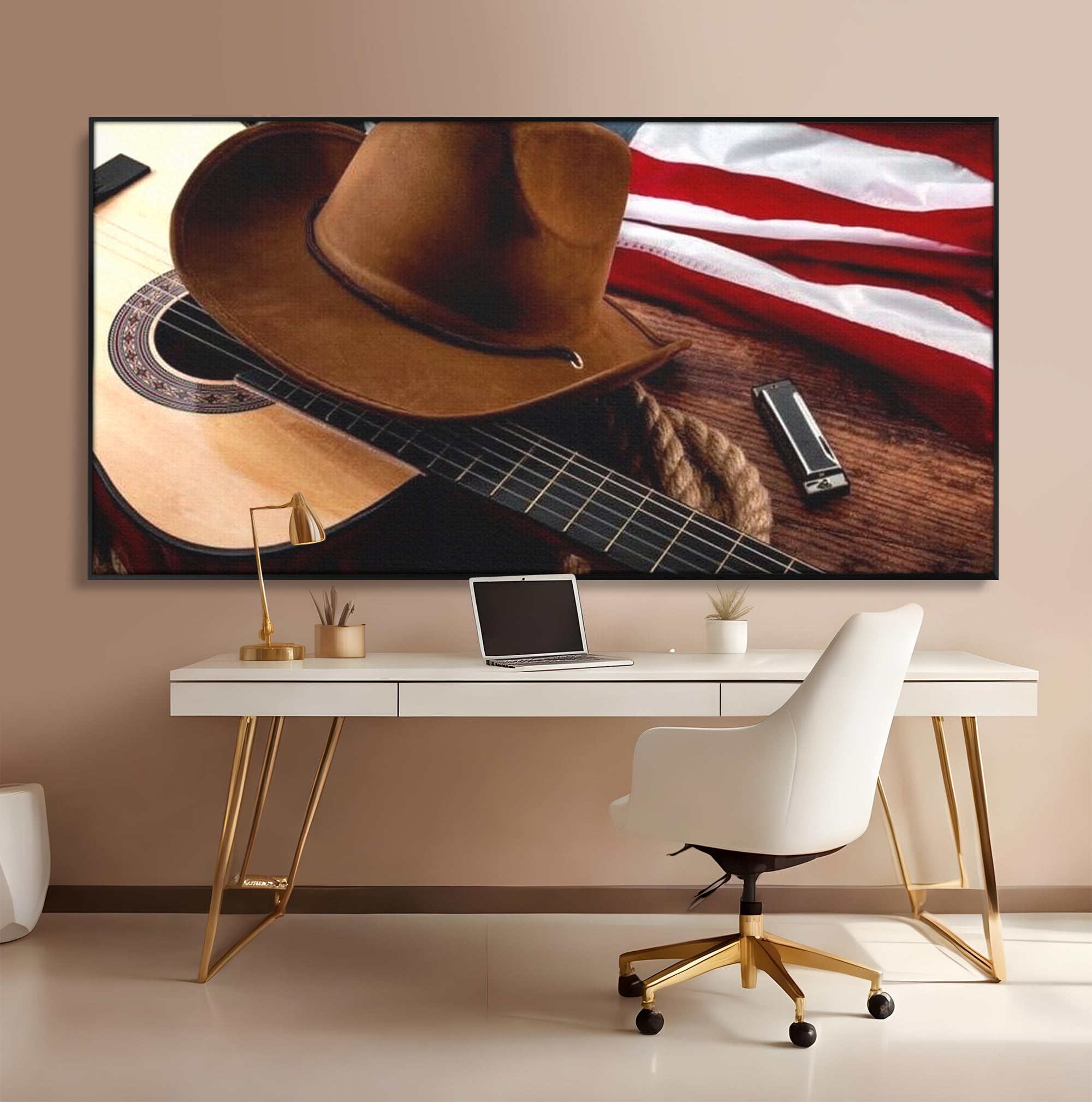 Tablou canvas cu tablou canvas cu palarie, chitara si drapel american, in rama de aluminiu negru, pe perete intr-un birou