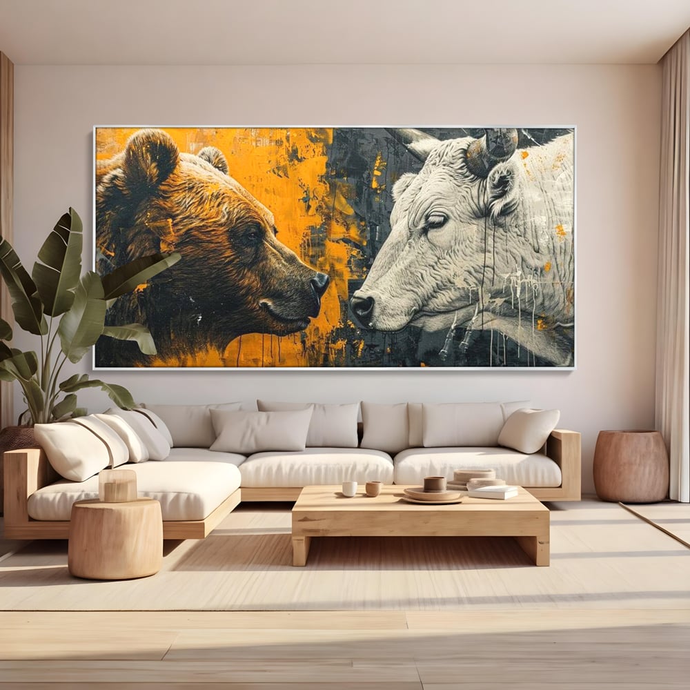 Tablou canvas cu tablou canvas cu urs si taur, in rama de aluminiu argintiu, pe perete intr-un living