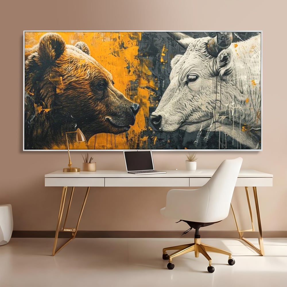 Tablou canvas cu tablou canvas cu urs si taur, in rama de aluminiu argintiu, pe perete intr-un birou