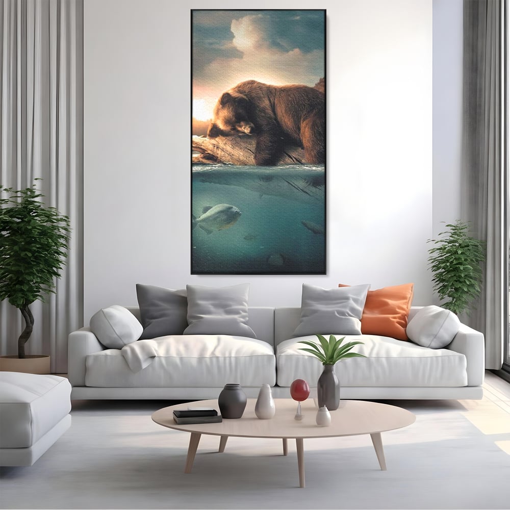 Tablou canvas cu tablou urs brun si peste subacvatic, in rama de aluminiu negru, pe perete intr-un living