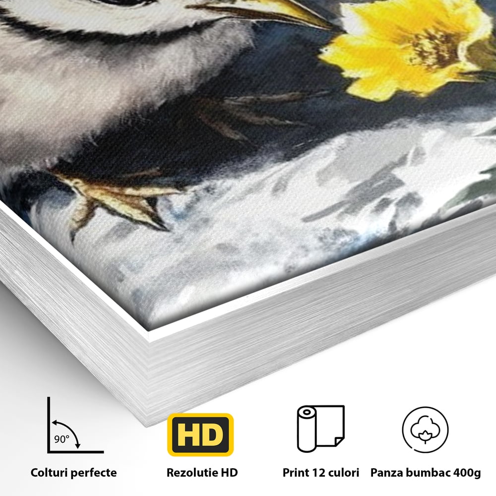 Detaliu al suprafetei: tablou canvas cu pui de pasare si floare galbena, in rama de aluminiu argintiu