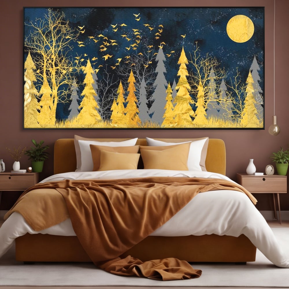 Tablou canvas cu tablou canvas cu padure aurie noaptea, in rama de aluminiu negru, pe perete intr-un dormitor