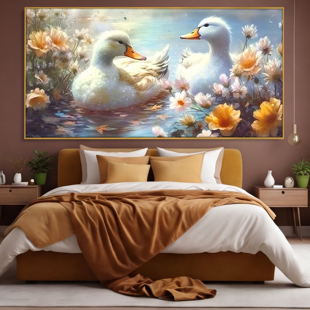 Tablou canvas cu tablou canvas cu rate pe lac, in rama de aluminiu auriu, pe perete intr-un dormitor