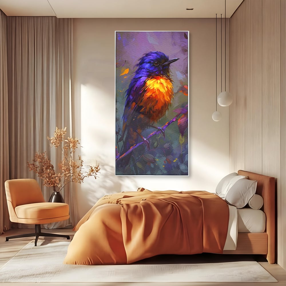 Tablou canvas cu tablou canvas cu pasare colorata pe ramura, in rama de aluminiu argintiu, pe perete intr-un dormitor