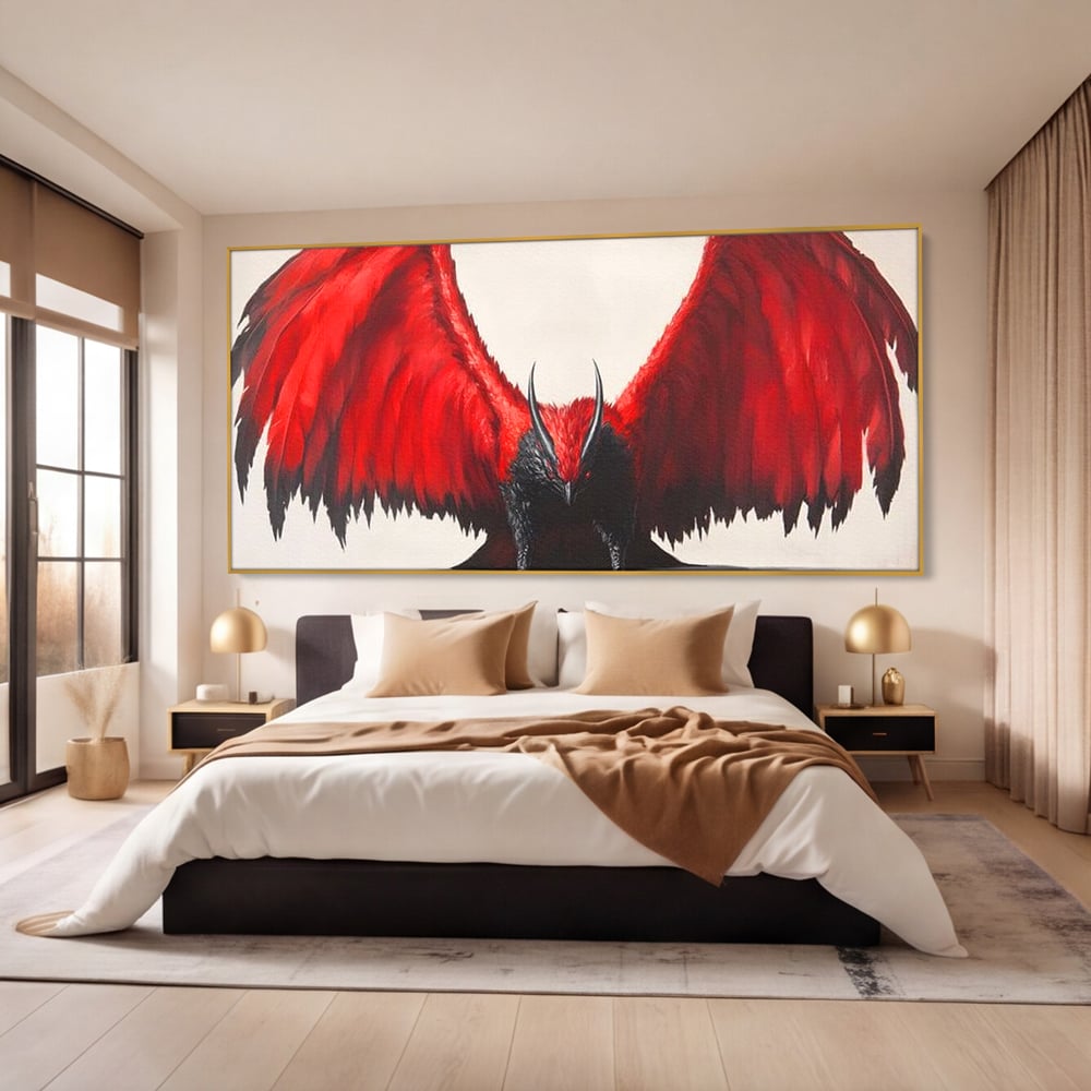 Tablou canvas cu tablou canvas cu pasare fantastica rosu cu negru, in rama de aluminiu auriu, pe perete intr-un dormitor