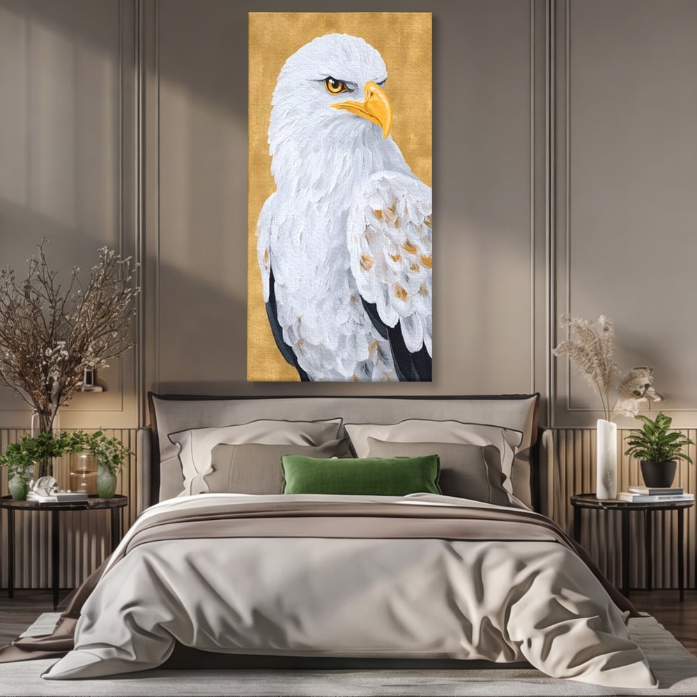 Tablou canvas cu tablou canvas cu vultur alb, fara rama, pe sasiu de lemn, pe perete intr-un dormitor