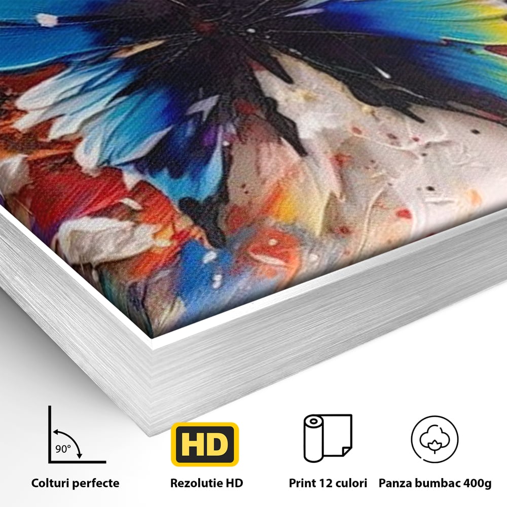 Detaliu al suprafetei: tablou canvas cu fluture albastru, in rama de aluminiu argintiu