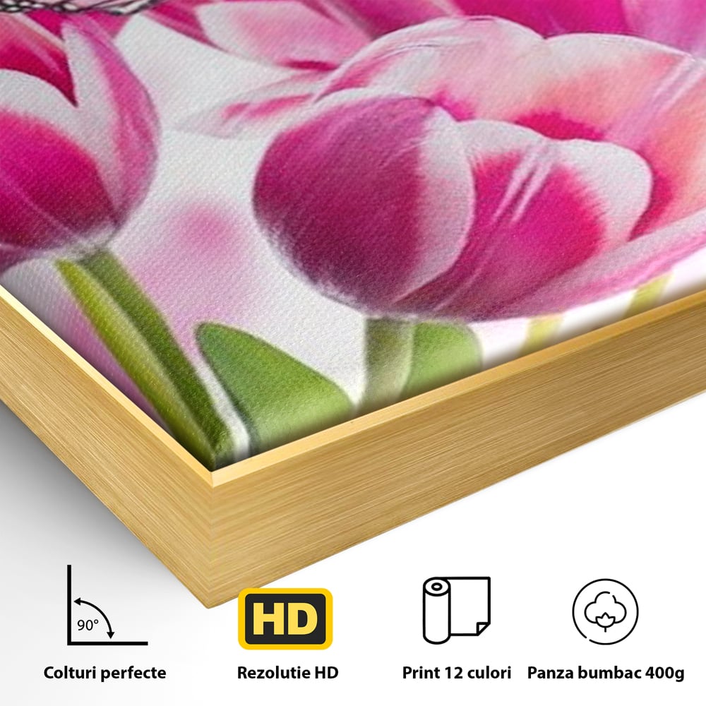 Detaliu al suprafetei: tablou canvas cu lalele roz si fluturi, in rama de aluminiu auriu