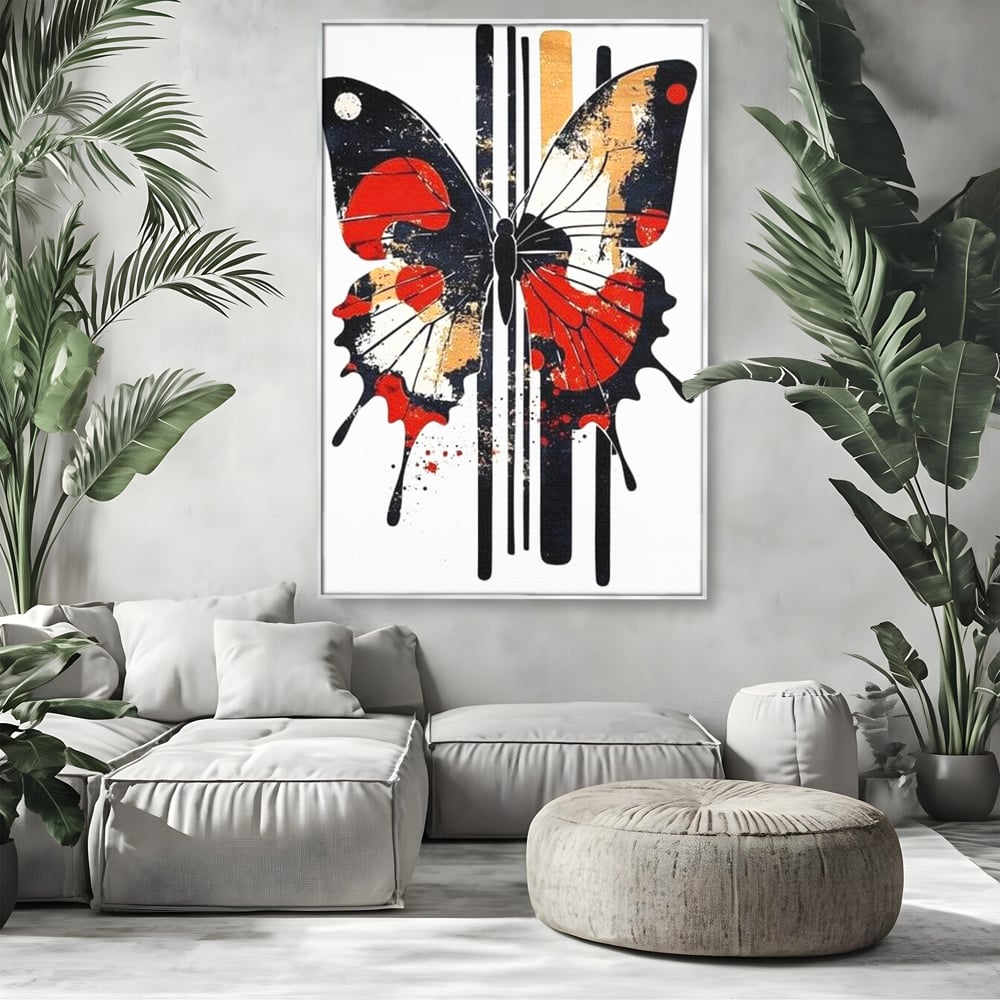 Tablou canvas cu tablou canvas cu fluture grafic, in rama de aluminiu argintiu, pe perete intr-un living