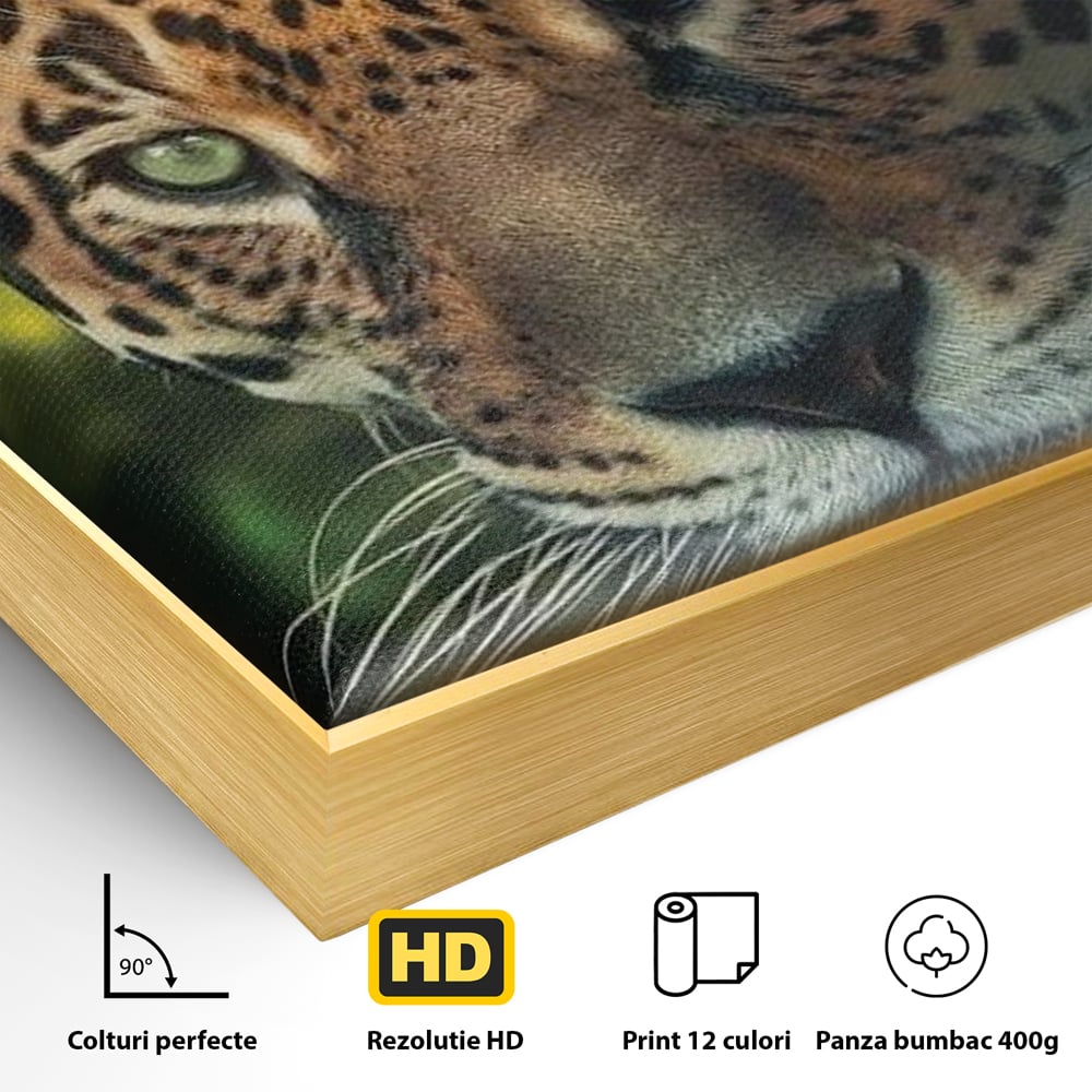 Detaliu al suprafetei: tablou canvas cu jaguar din jungla, in rama de aluminiu auriu