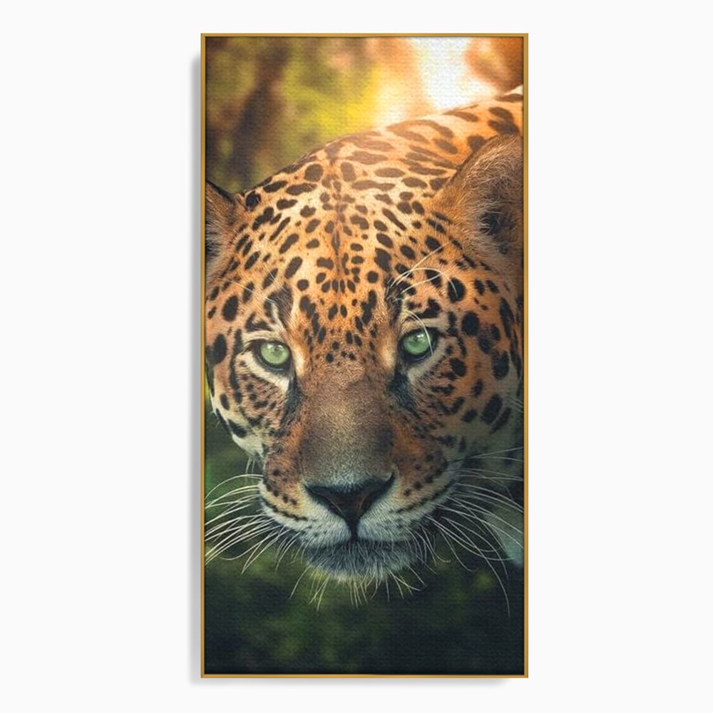 Tablou canvas cu tablou canvas cu jaguar din jungla, in rama de aluminiu auriu