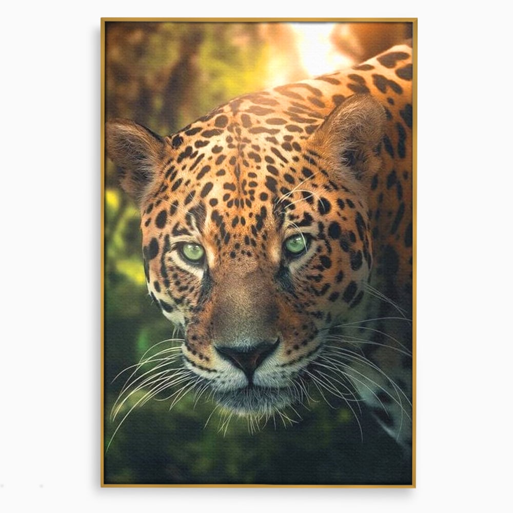 Tablou canvas cu tablou canvas cu jaguar din jungla, in rama de aluminiu auriu