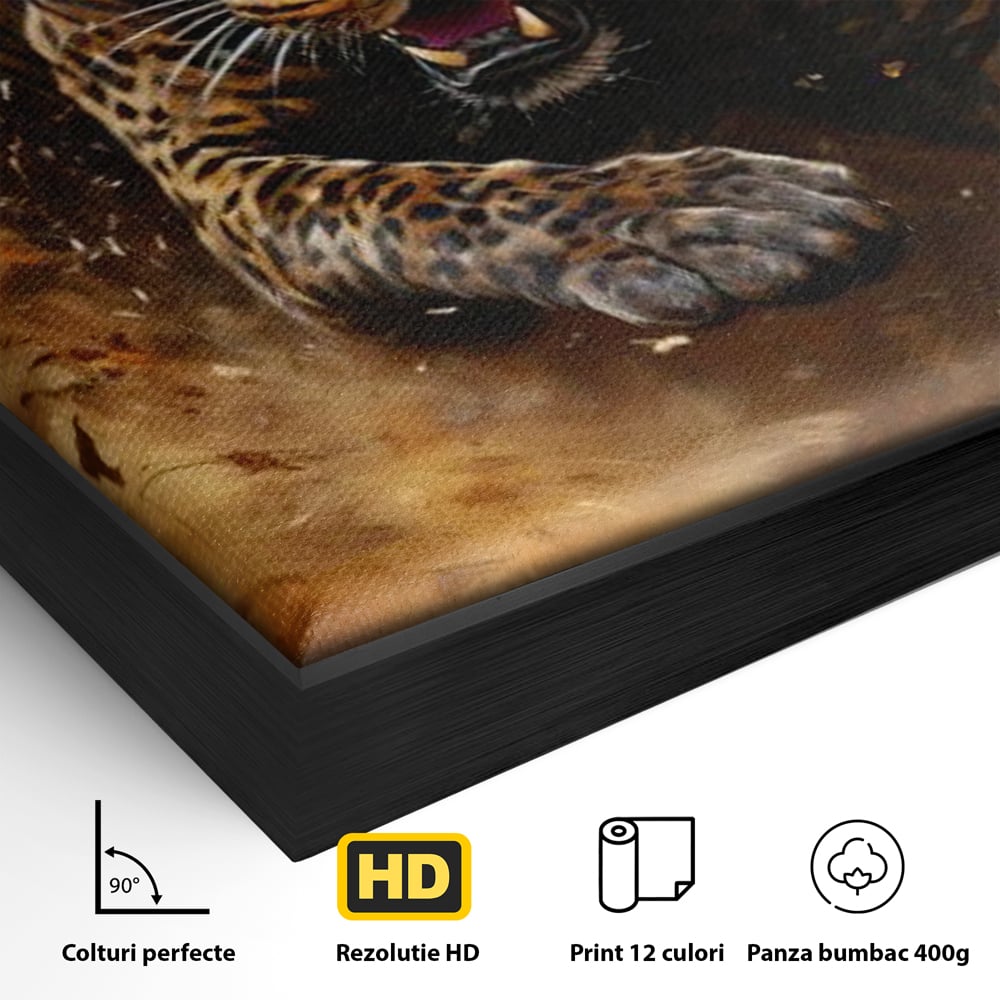 Detaliu al suprafetei: tablou canvas cu leopard in alergare, in rama de aluminiu negru