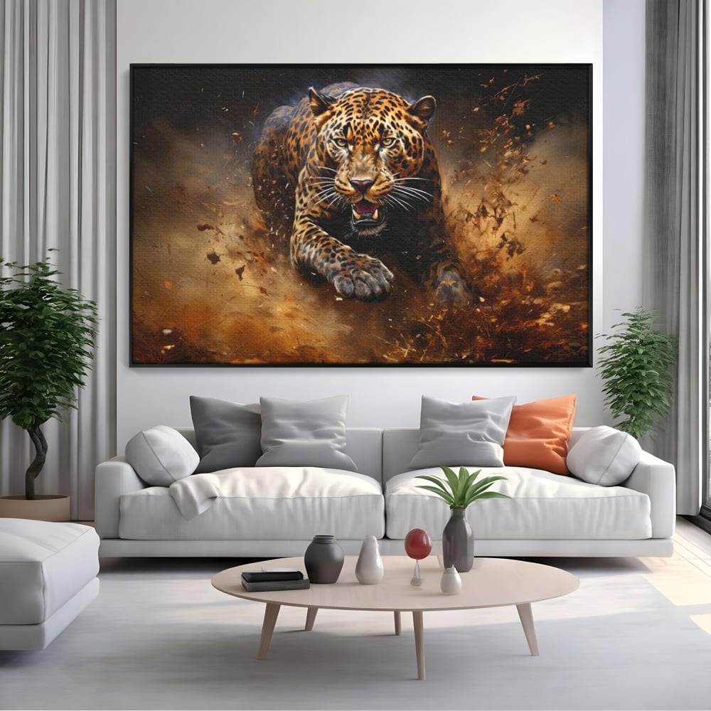Tablou canvas cu tablou canvas cu leopard in alergare, in rama de aluminiu negru, pe perete intr-un living