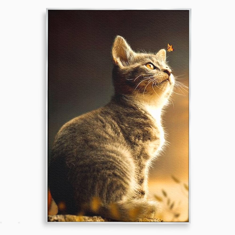 Tablou canvas cu tablou canvas cu pisica si fluture, in rama de aluminiu argintiu