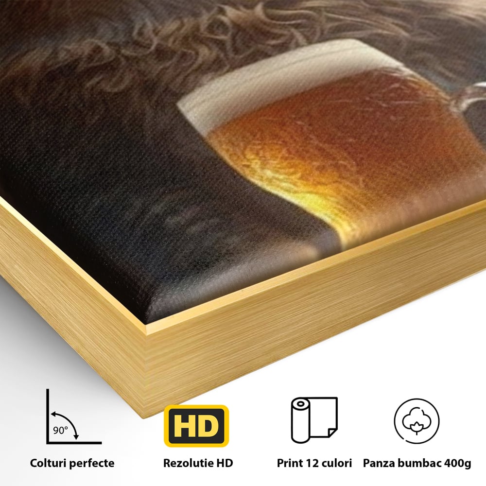 Detaliu al suprafetei: tablou canvas cu motan pufos si halba de bere, in rama de aluminiu auriu