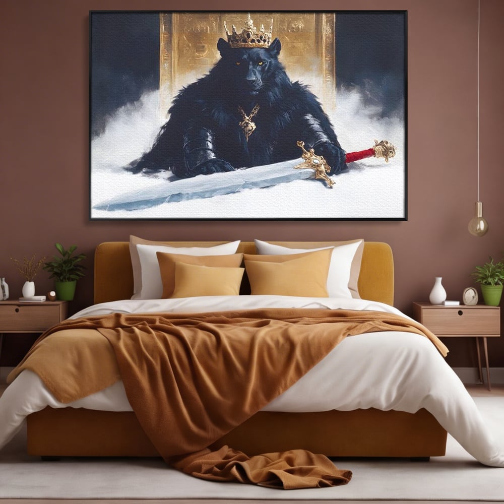 Tablou canvas cu tablou canvas cu pantera rege pe tron, in rama de aluminiu negru, pe perete intr-un dormitor