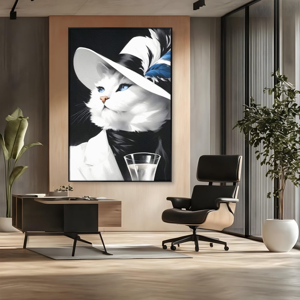 Tablou canvas cu tablou canvas cu pisica aristocrata purtand palarie, in rama de aluminiu negru, pe perete intr-un birou