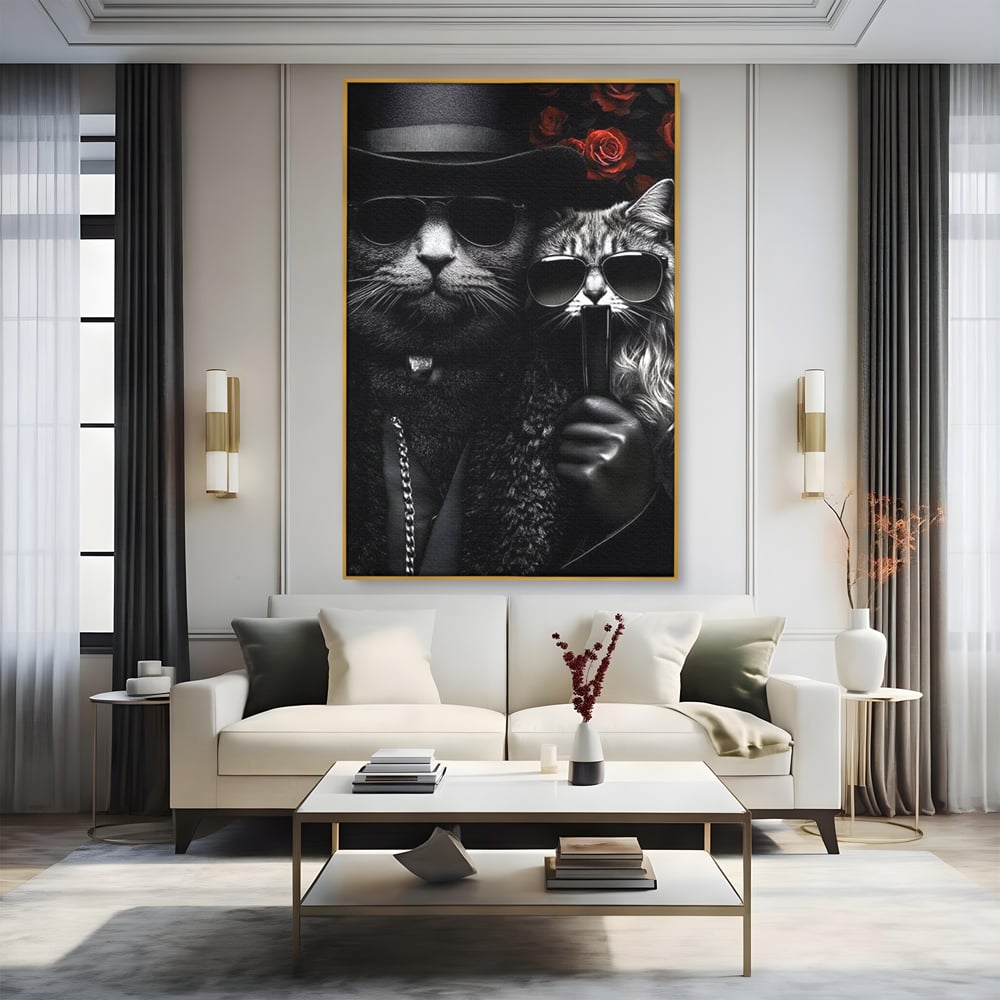 Tablou canvas cu tablou canvas cu pisici gangster in ochelari, in rama de aluminiu auriu, pe perete intr-un living