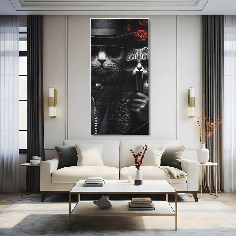 Tablou canvas cu tablou canvas cu pisici gangster in ochelari, in rama de aluminiu argintiu, pe perete intr-un living