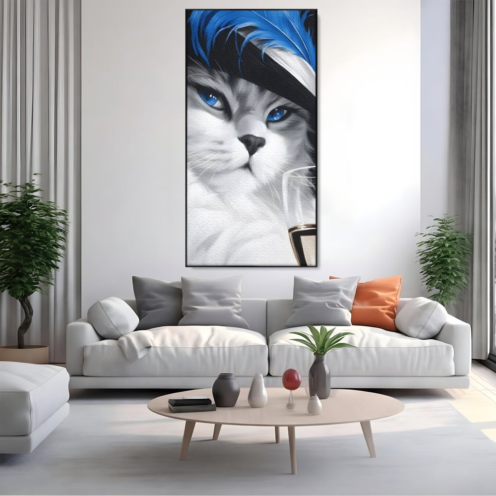Tablou canvas cu tablou canvas cu pisica aristocrata si palarie, in rama de aluminiu negru, pe perete intr-un living