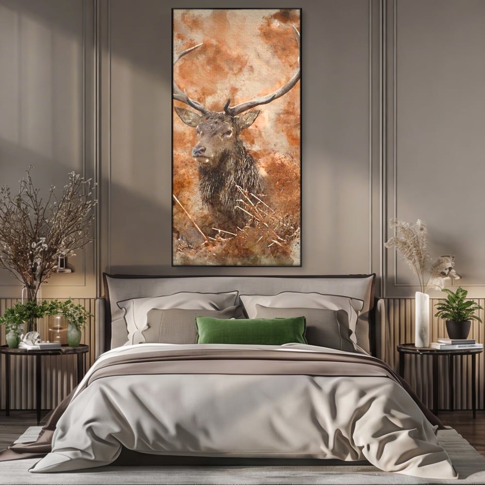 Tablou canvas cu tablou canvas cu cerb in padure, in rama de aluminiu negru, pe perete intr-un dormitor