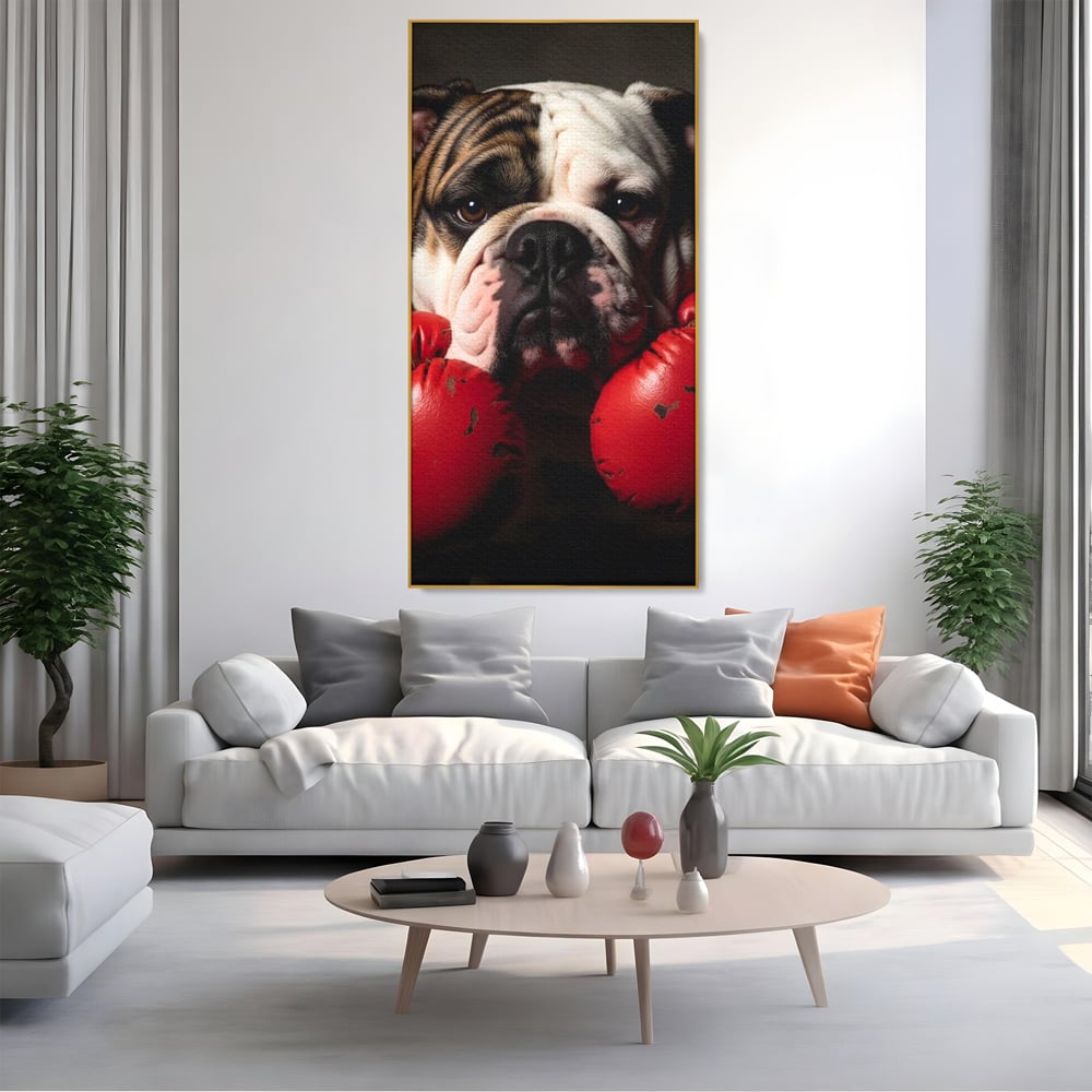 Tablou canvas cu tablou canvas cu bulldog in manusi de box, in rama de aluminiu auriu, pe perete intr-un living