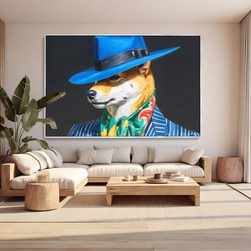 Tablou canvas cu pictura cu caine in costum si palarie, in rama de aluminiu argintiu, pe perete intr-un living