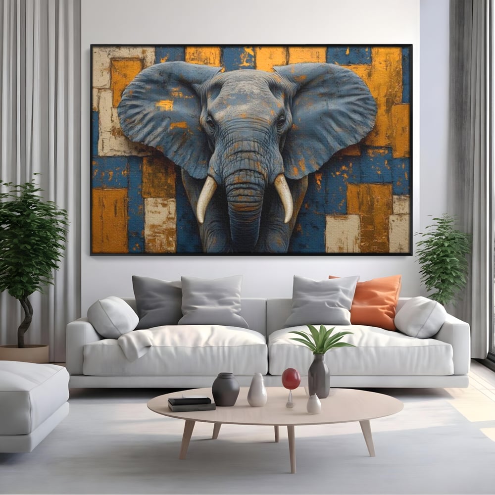 Tablou canvas cu tablou canvas cu cap de elefant, in rama de aluminiu negru, pe perete intr-un living