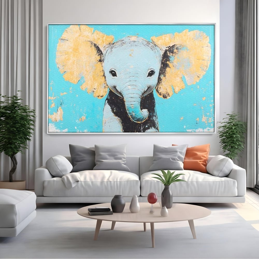 Tablou canvas cu tablou canvas cu un pui de elefant, in rama de aluminiu argintiu, pe perete intr-un living