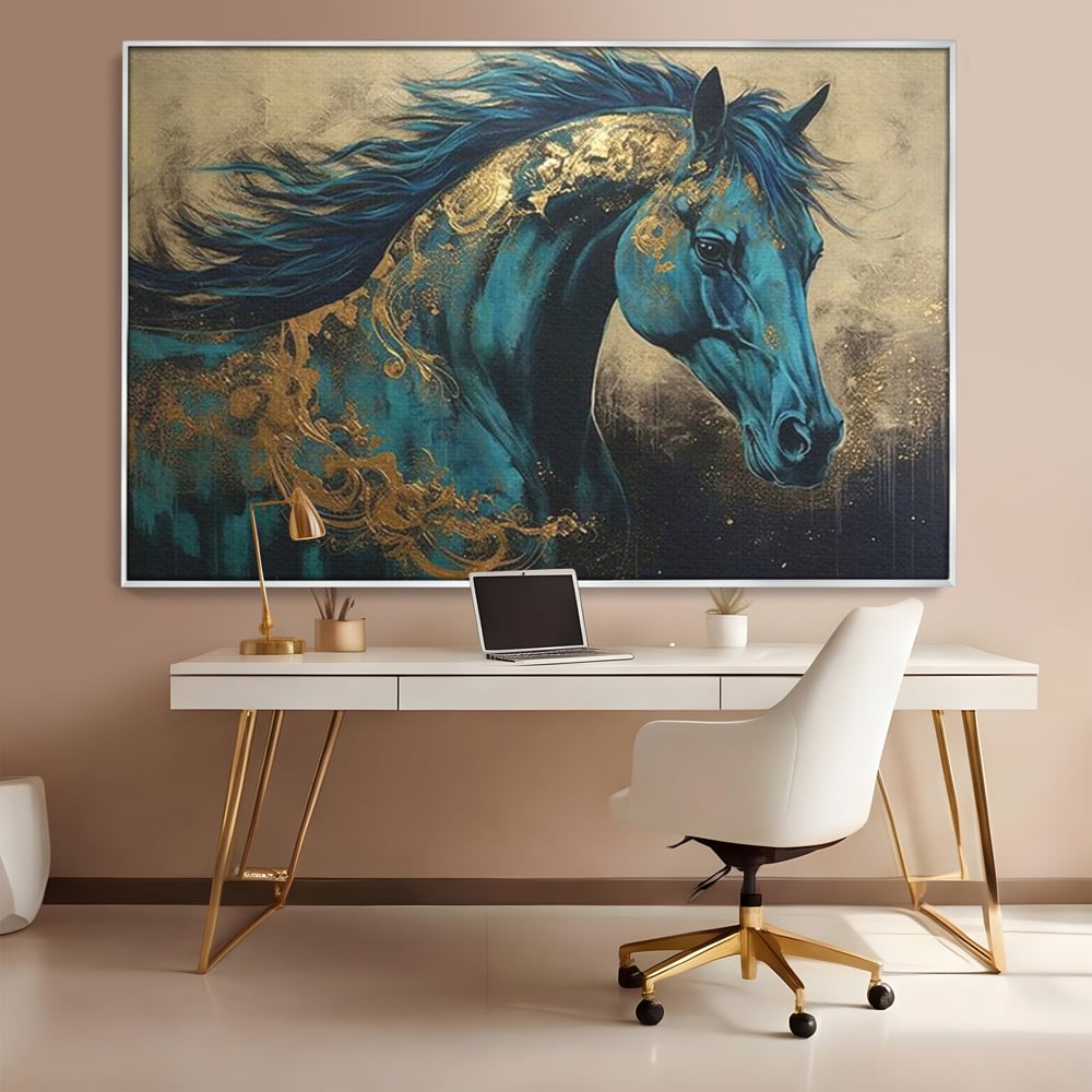 Tablou canvas cu tablou canvas cu cal albastru si auriu, in rama de aluminiu argintiu, pe perete intr-un birou