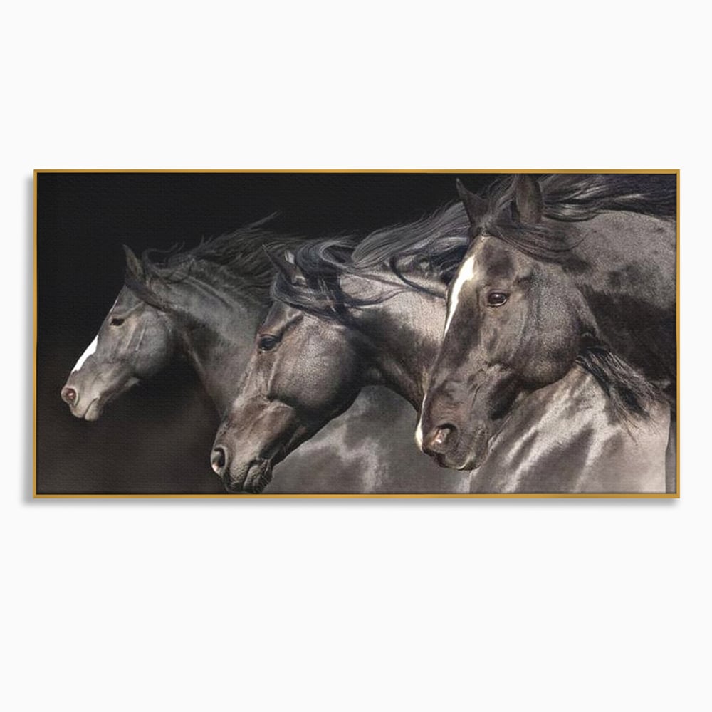 Tablou canvas cu tablou canvas cu trei cai negri in galop, in rama de aluminiu auriu