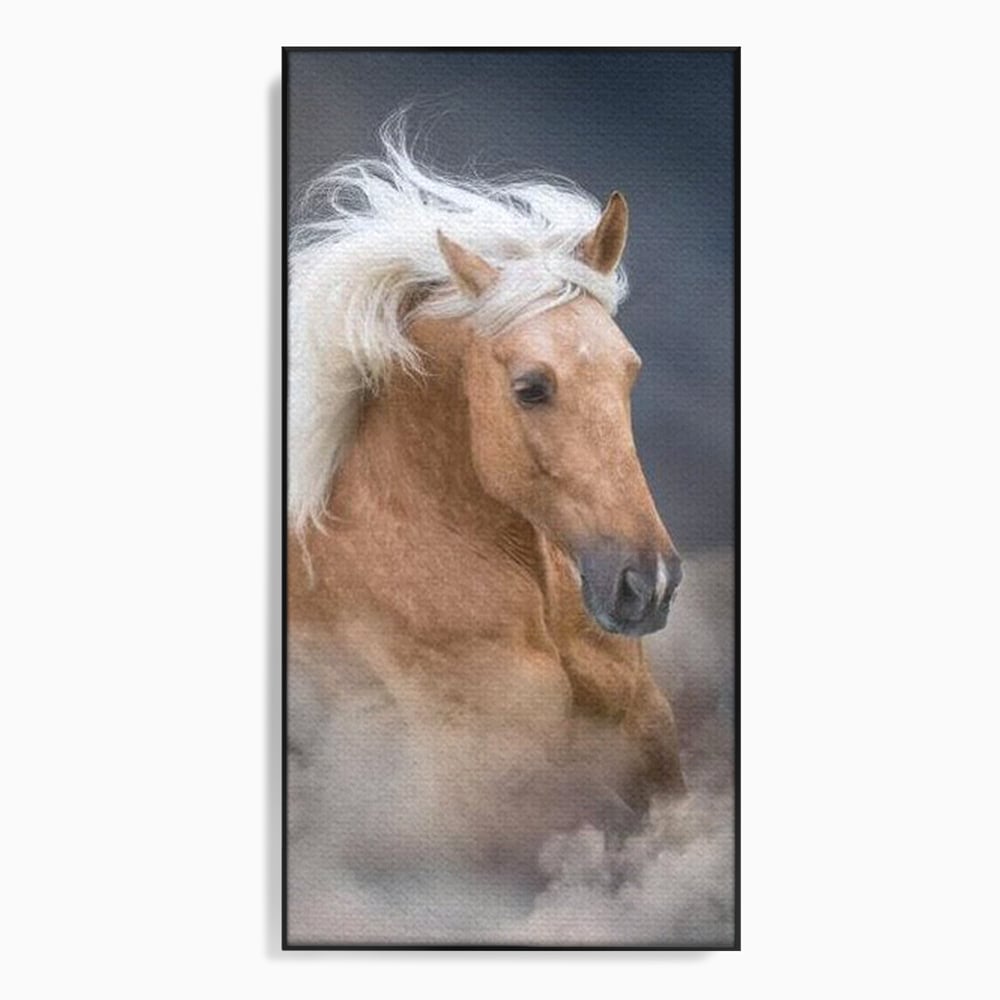 Tablou canvas cu tablou cu armasar in galop si coama alba, in rama de aluminiu negru